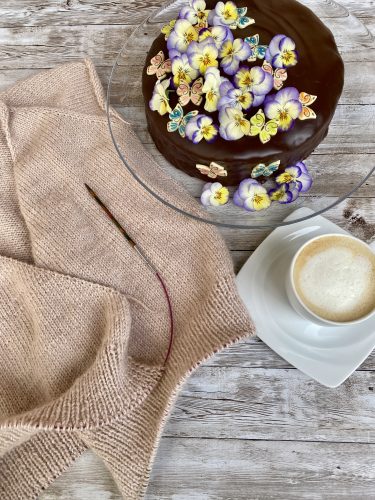 Sacher cake and Robinson wrap Cardigan